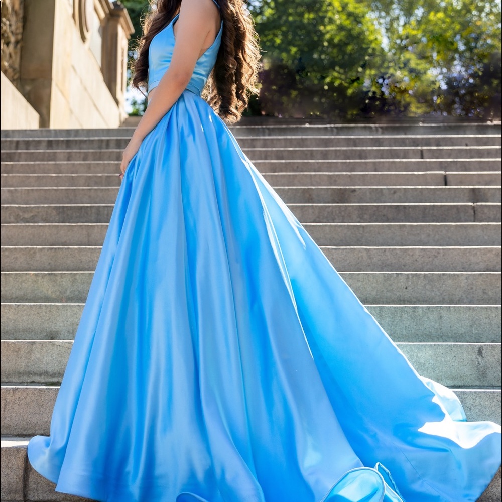 Sherri Hill 2 piece dress PROM